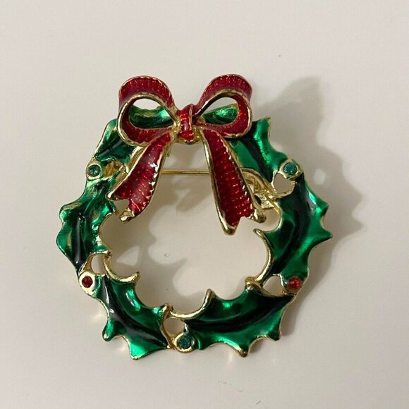Vintage Christmas Holly Wreath Brooch Pin - Picture 13 of 15